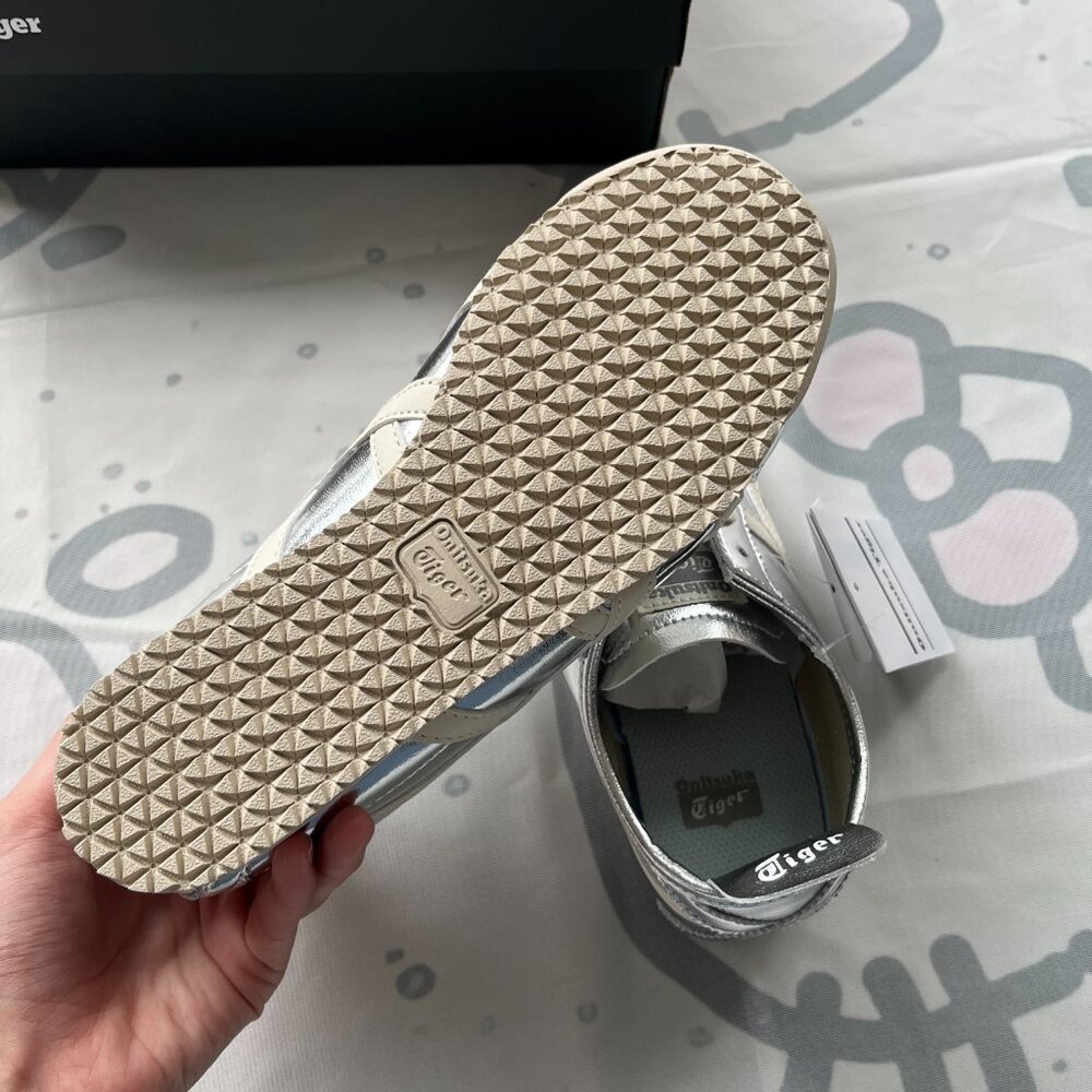 Onitsuka Tiger Mexico 66 Metallic Silver Sneakers - Picture 6 of 7